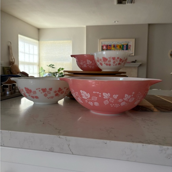 Other - Pyrex Goosberry Mixing Bowl Set of 4, 1950s